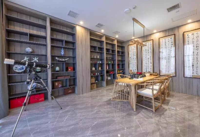 Echarm Hotel Hanzhong Wetland Park