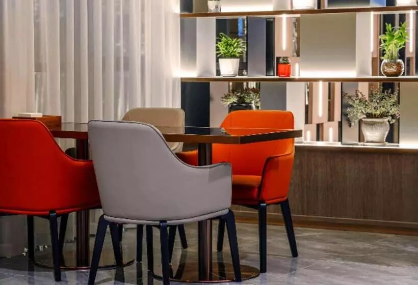 Echarm Hotel Hanzhong Wetland Park