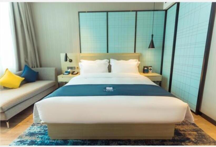 Echarm Hotel Qujing High Speed Railway Station 1st Wuguan Center