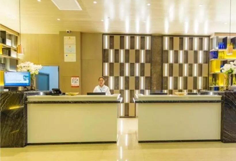 Echarm Hotel Qujing High Speed Railway Station 1st Wuguan Center