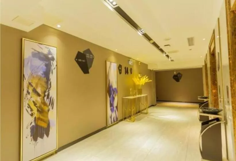 Echarm Hotel Qujing High Speed Railway Station 1st Wuguan Center