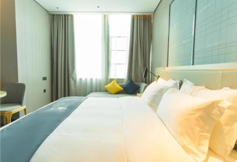 Echarm Hotel Qujing High Speed Railway Station 1st Wuguan Center