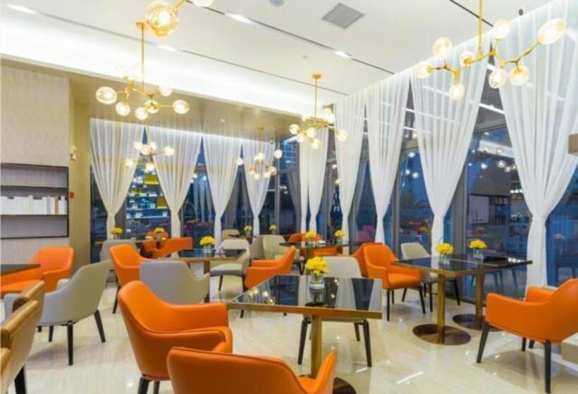 Echarm Hotel Qujing High Speed Railway Station 1st Wuguan Center