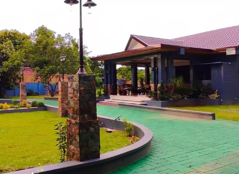 ホテル Balai Angelica   Nature Farm & Resort