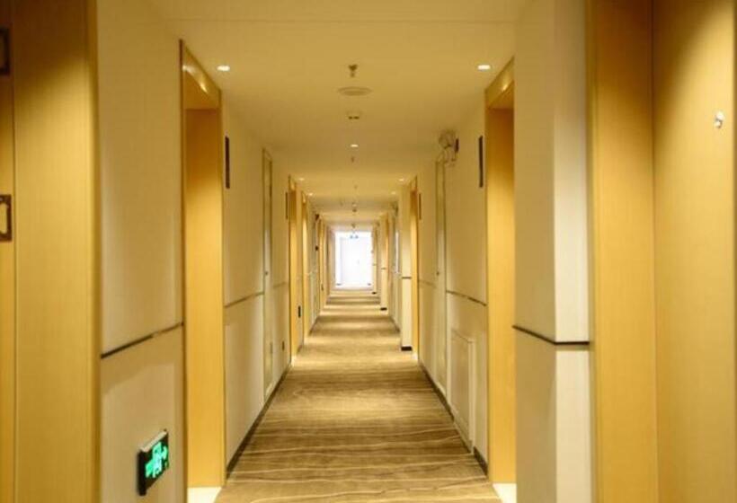 酒店 City Comfort Inn Dandong Railway Station Yalu River Scenic Area