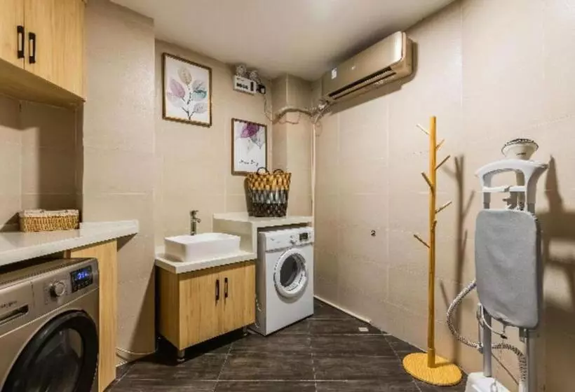 Hotelli City Comfort Inn Handan New Century Plaza