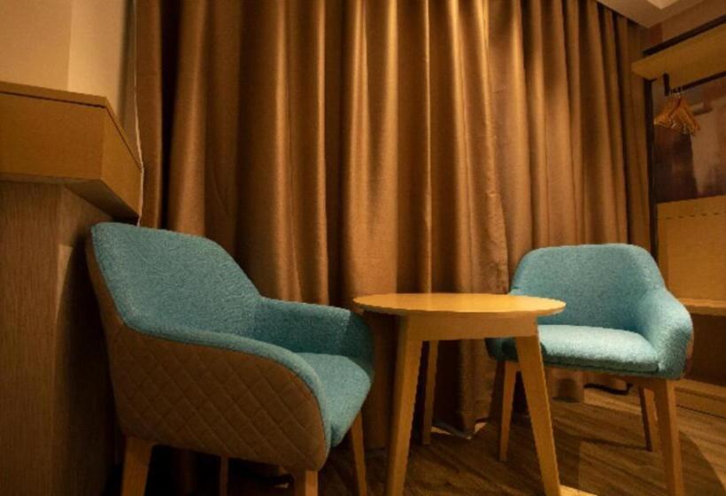 Hotel City Comfort Inn Huaihua East Station