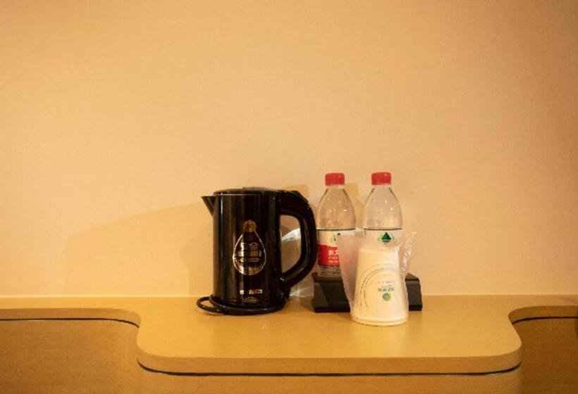 Hotel City Comfort Inn Huaihua East Station