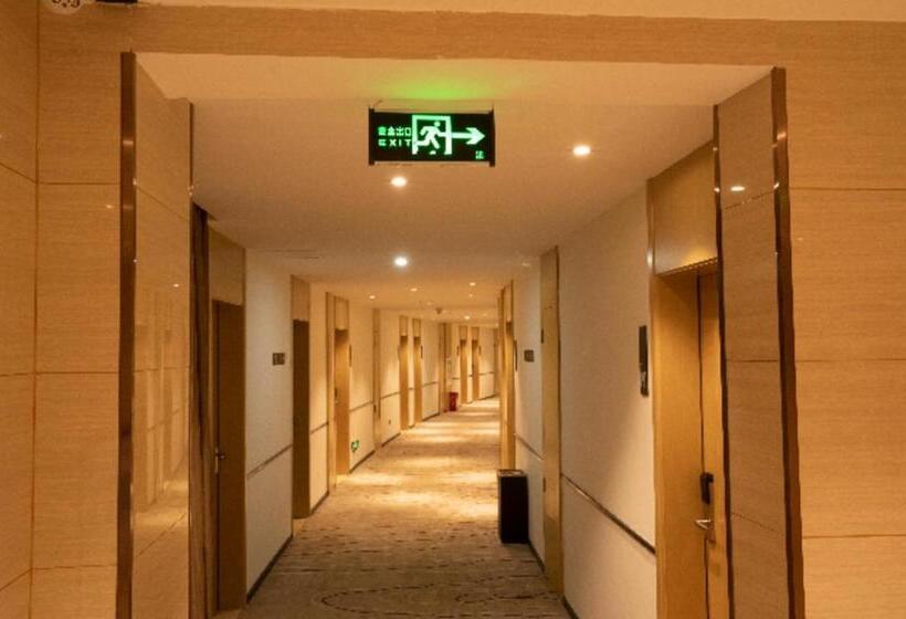 Hotel City Comfort Inn Huaihua East Station