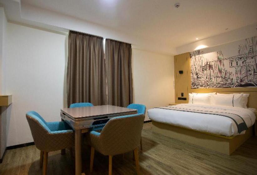 Hotel City Comfort Inn Huaihua East Station