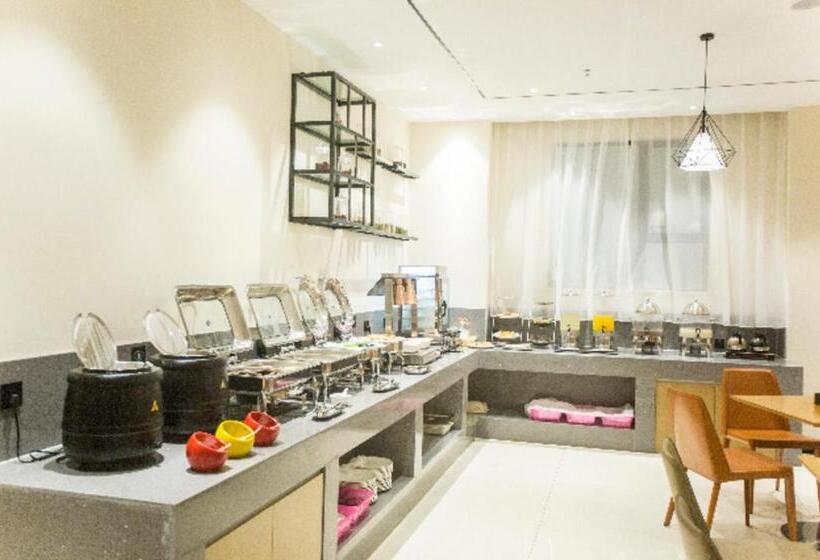 בית מלון כפרי City Comfort Inn Lianjiang Cherry Blossom Park New 1st Middle School