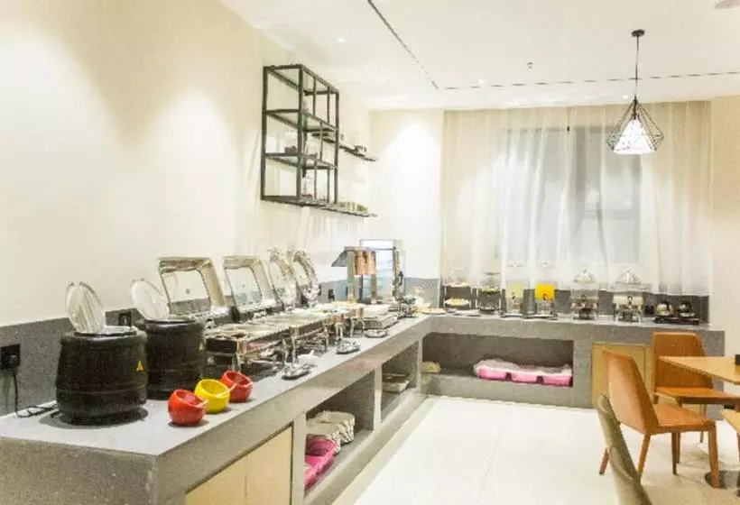 Hotelli City Comfort Inn Lianjiang Cherry Blossom Park New 1st Middle School