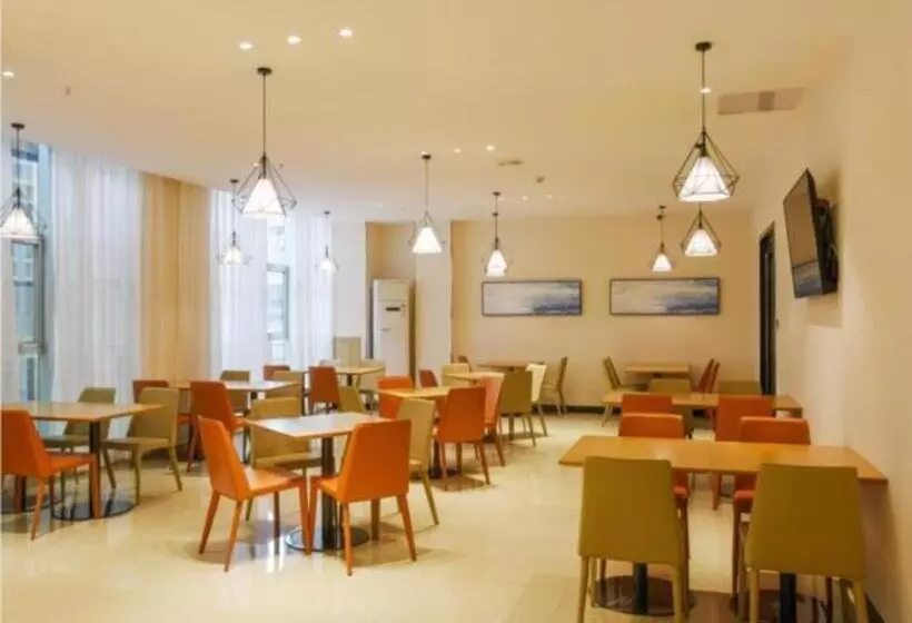 Hotelli City Comfort Inn Luocheng Bus Terminal