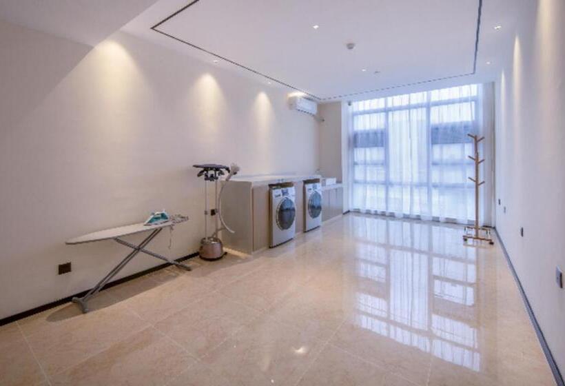 בית מלון כפרי City Comfort Inn Pingxiang Free Trade Zone Redwood City