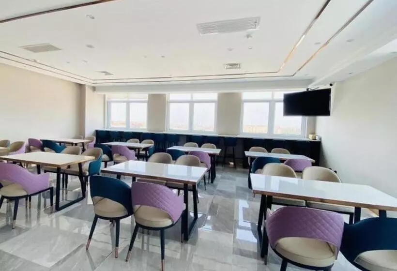 Hotelli Green Tree Inn Tianjin Dongli District Airport Free Trade Zone