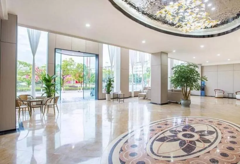 Hotelli Green Tree Inn Yunnan Chuxiong Yiren Ancient Town