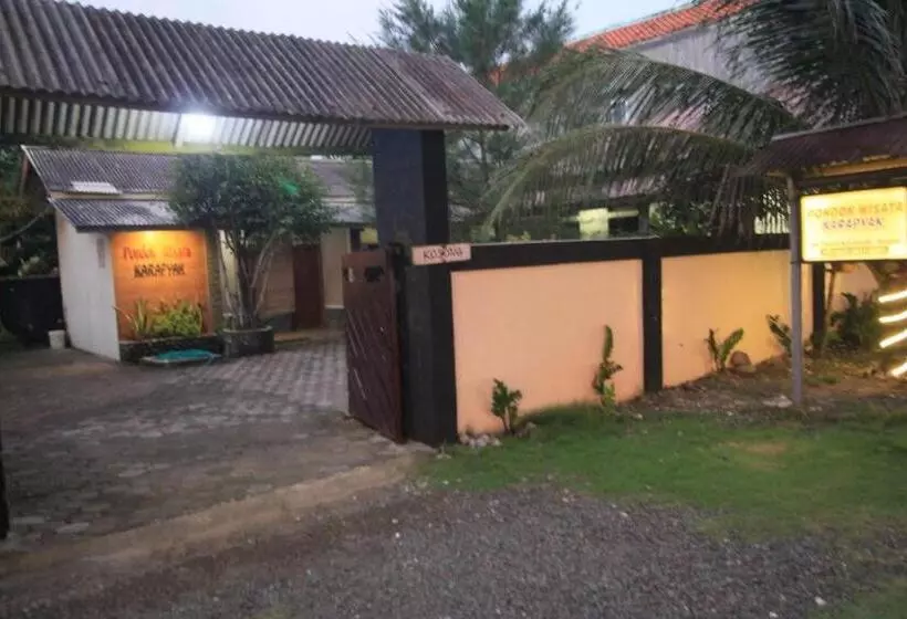 ホテル Jajapin Pondok Wisata Karapyak