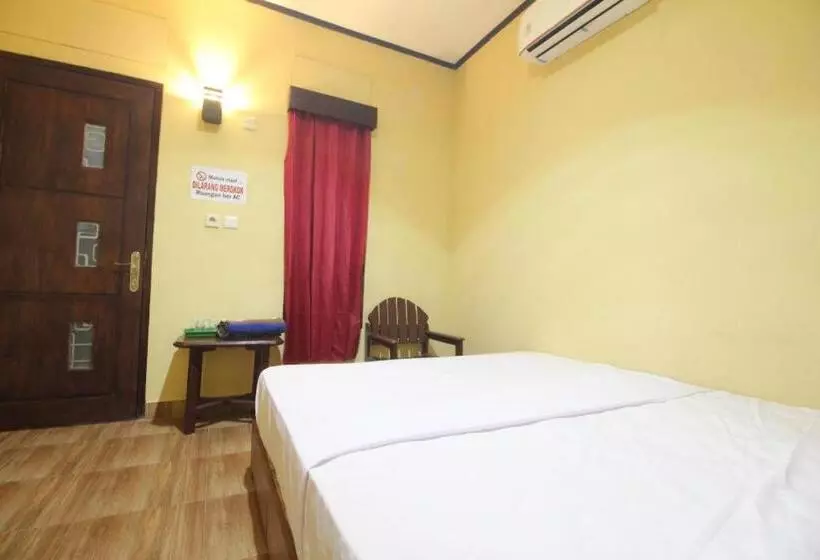 ホテル Jajapin Pondok Wisata Karapyak