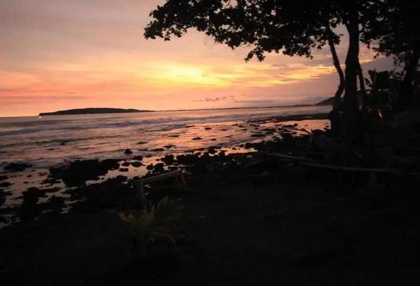 ホテル Jajapin Pondok Wisata Karapyak