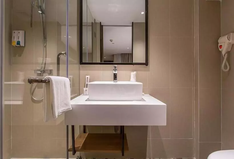 Hotelli Jtour Inn Nanning East Railway Station