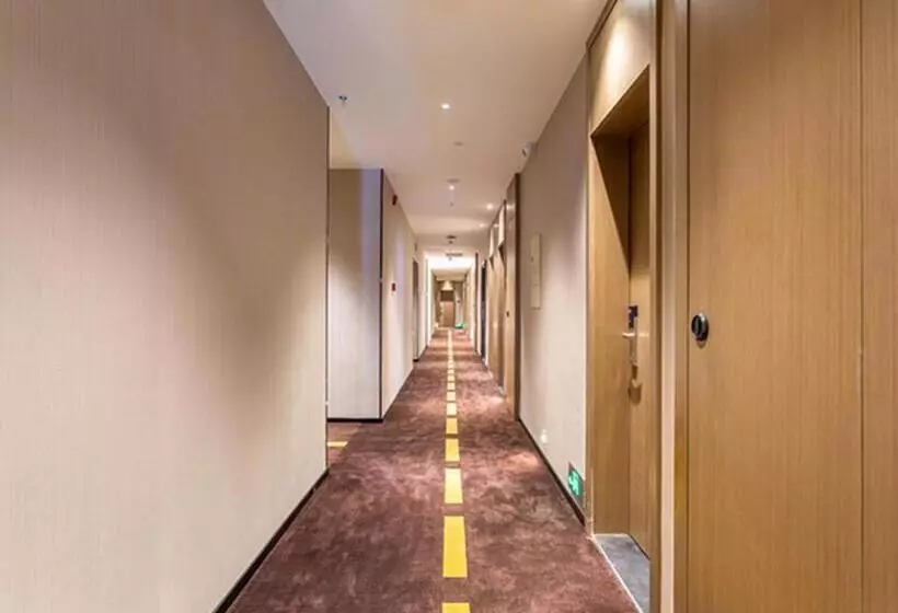 Hotelli Jtour Inn Nanning East Railway Station