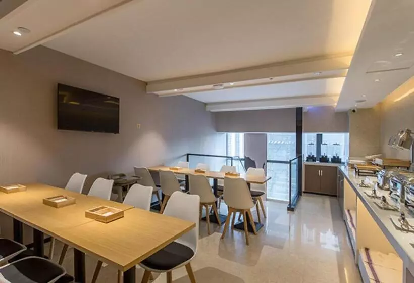 Hotelli Jtour Inn Nanning East Railway Station