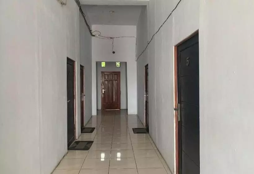هتل Oyo 91263 Dinar Homestay
