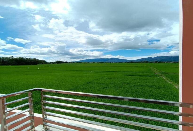 ホテル Oyo 92504 Guesthouse Porsea