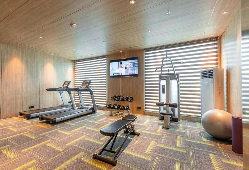 Lavande Hotel Zhongshan Shiqi Daxinxinduhui North Zhongshan Station