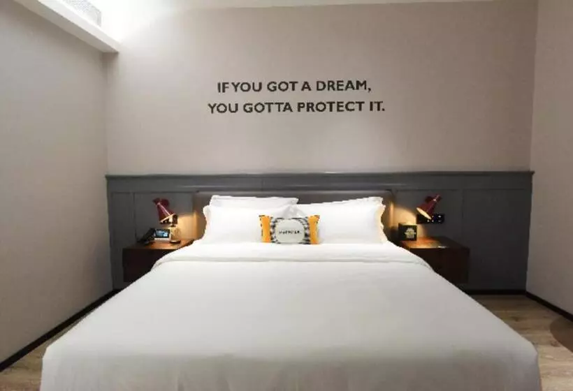 Premier City Comfort Hotel Hechi Luocheng Central Plaza