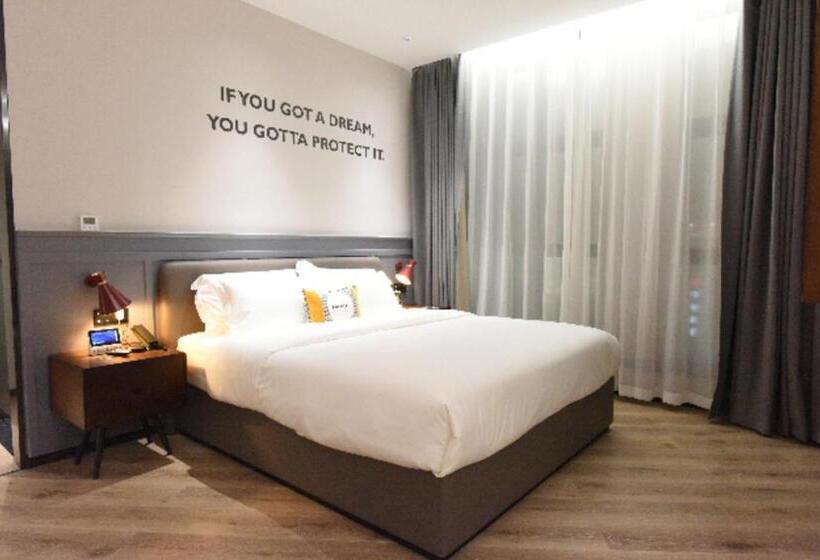 Premier City Comfort Hotel Hechi Luocheng Central Plaza