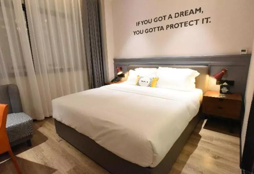 Premier City Comfort Hotel Hechi Luocheng Central Plaza