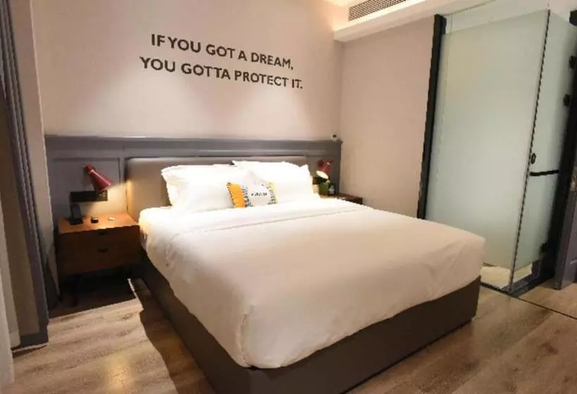 Premier City Comfort Hotel Hechi Luocheng Central Plaza