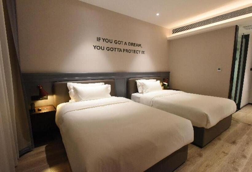 Premier City Comfort Hotel Hechi Luocheng Central Plaza