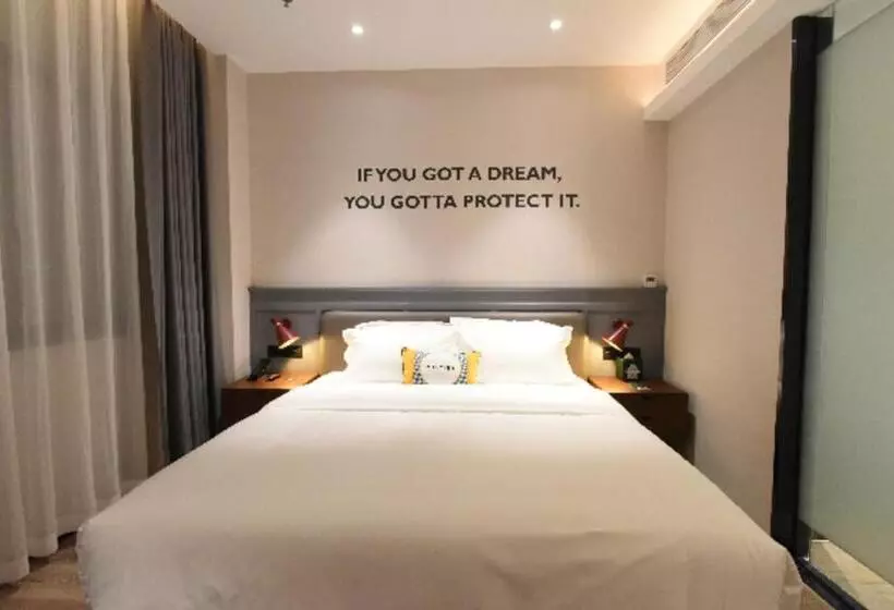 Premier City Comfort Hotel Hechi Luocheng Central Plaza