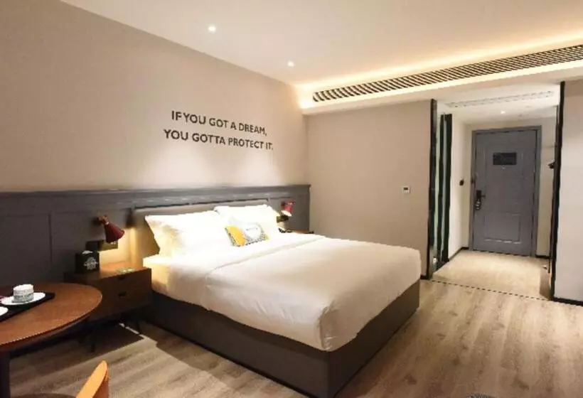 Premier City Comfort Hotel Hechi Luocheng Central Plaza