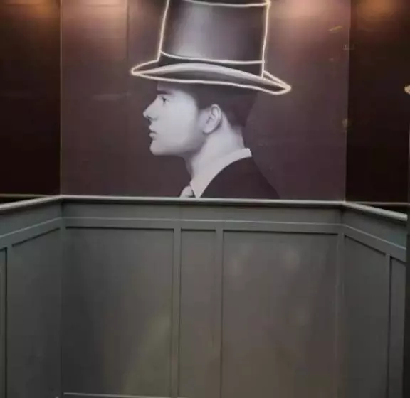 Premier City Comfort Hotel Hechi Luocheng Central Plaza