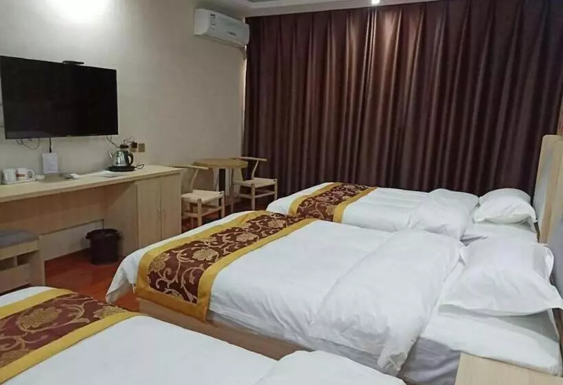 Super 8 Hotel Dingzhou Chongwen Street