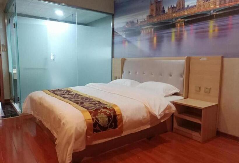 Super 8 Hotel Dingzhou Chongwen Street