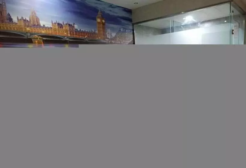 Super 8 Hotel Dingzhou Chongwen Street