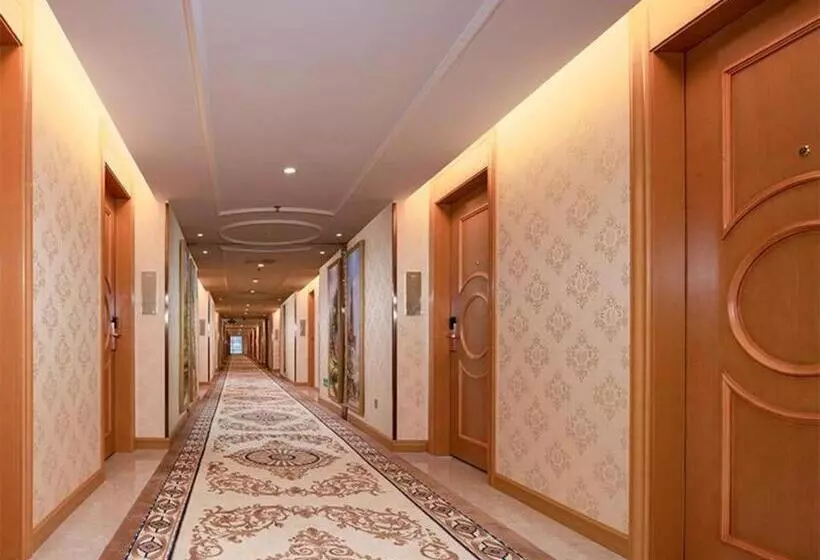 Vienna Hotel Guangdong Dongguan Humen High Speed Railway Station