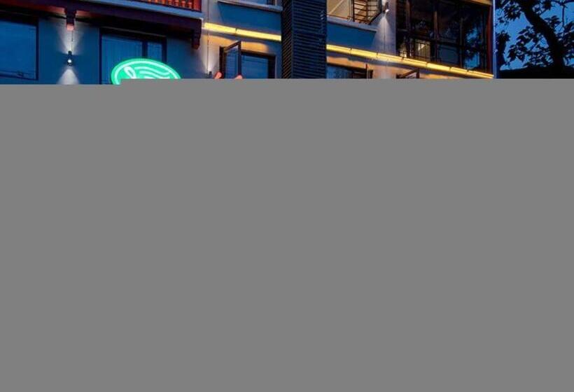 Vienna Hotel Hunan Jishou Fenghuang Ancient City