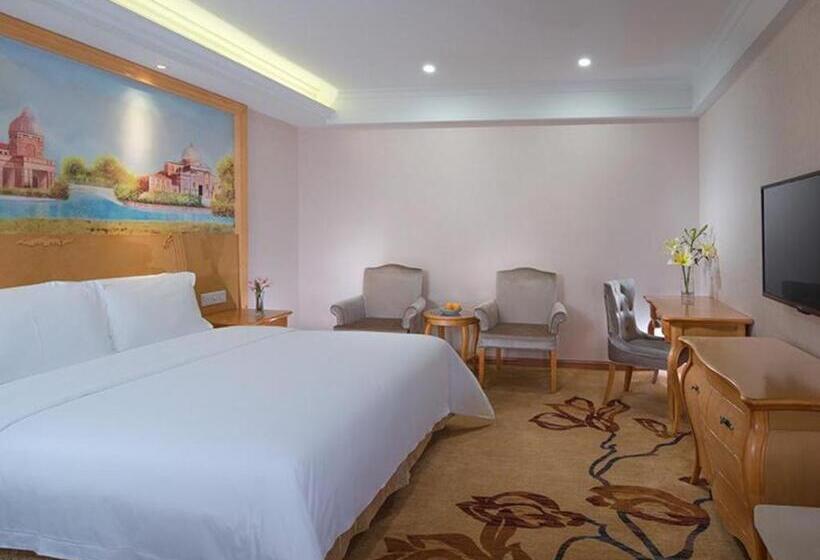 Vienna Hotel Shenzhen Pingdi Huancheng South Road