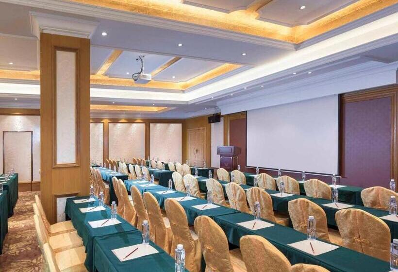 Vienna Hotel Shenzhen Pingdi Huancheng South Road