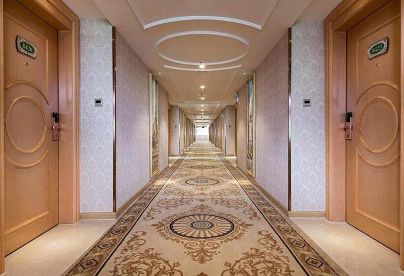 Vienna Hotel Shenzhen Pingdi Huancheng South Road