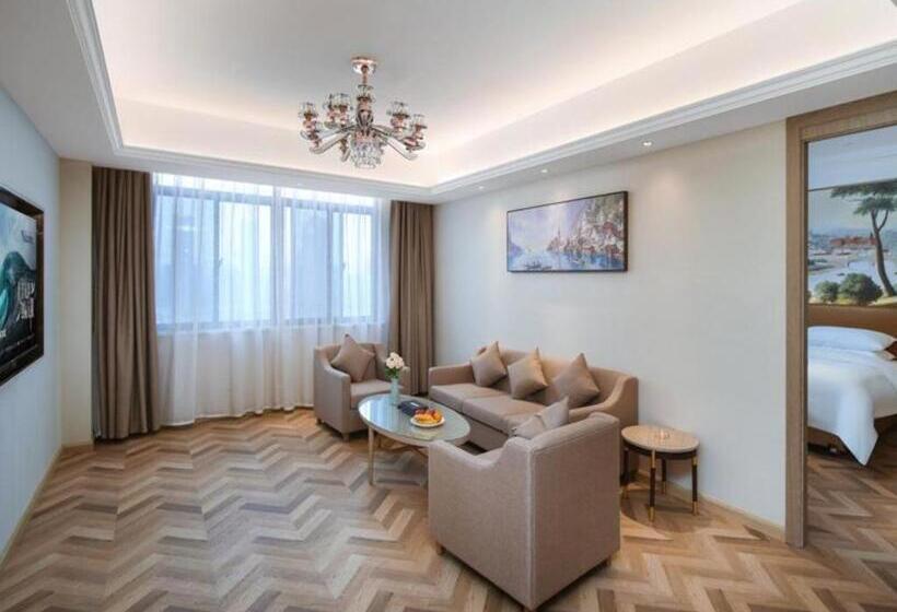 Vienna Hotel Wuhu Ruifeng Shangbo City