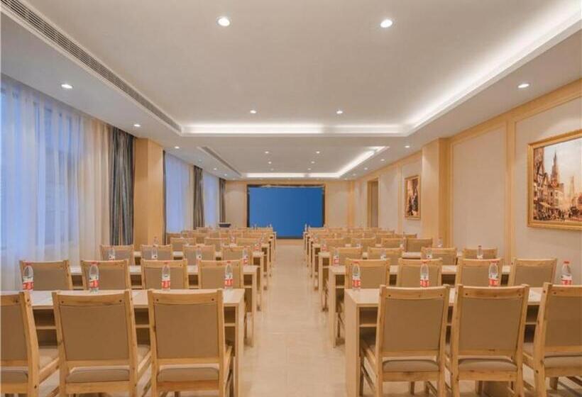 Vienna Hotel Yuxi Hongta Avenue High Speed Railway Station