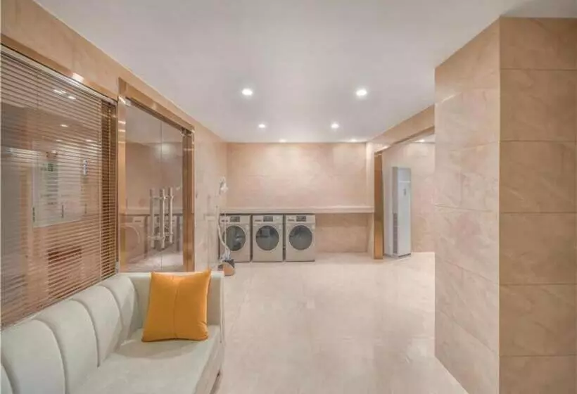 Vienna Hotel Yuxi Hongta Avenue High Speed Railway Station