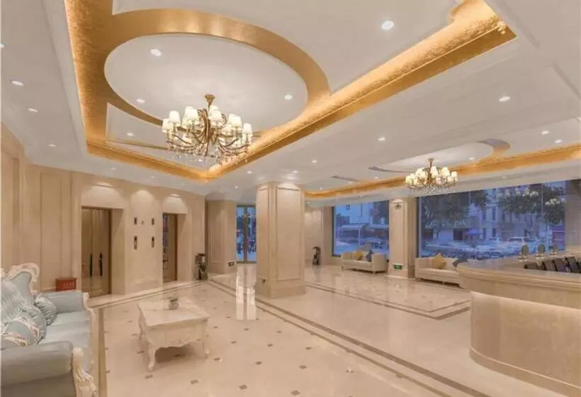 Vienna Hotel Yuxi Hongta Avenue High Speed Railway Station