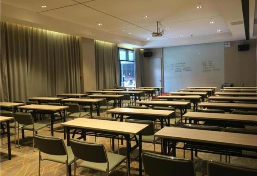 Echarm Hotel Liuzhou High Speed Railway Station